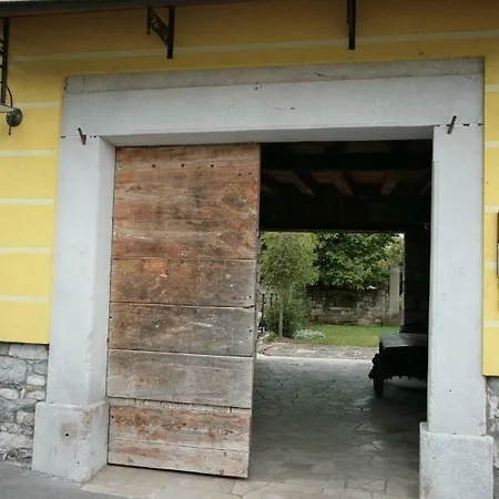 Appartement Domacija Linc Rodik