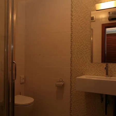 Domacija Linc Apartamento Rodik